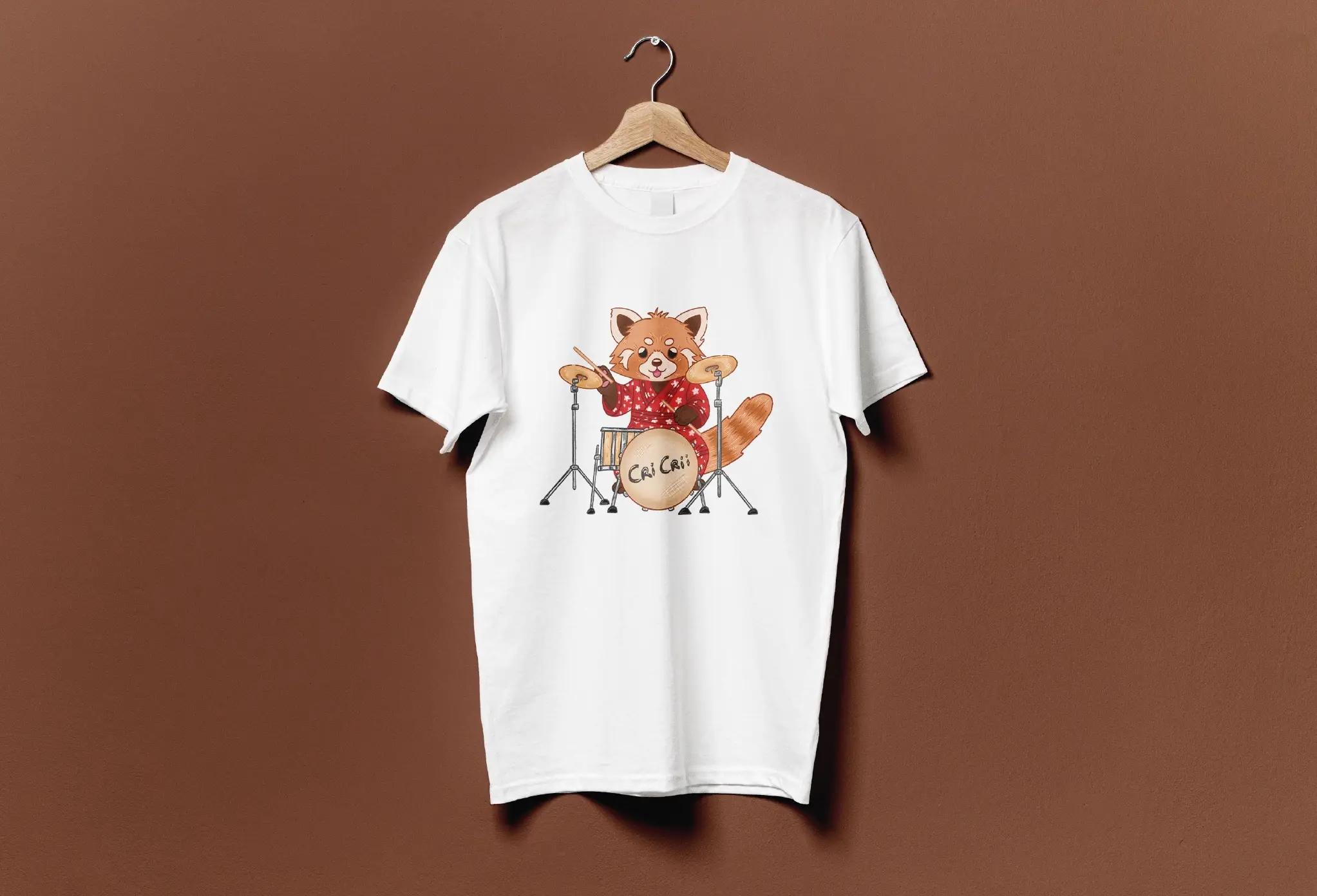 By Ethel, création d'une illustration sur-mesure, mise en avant sur un t-shirt.